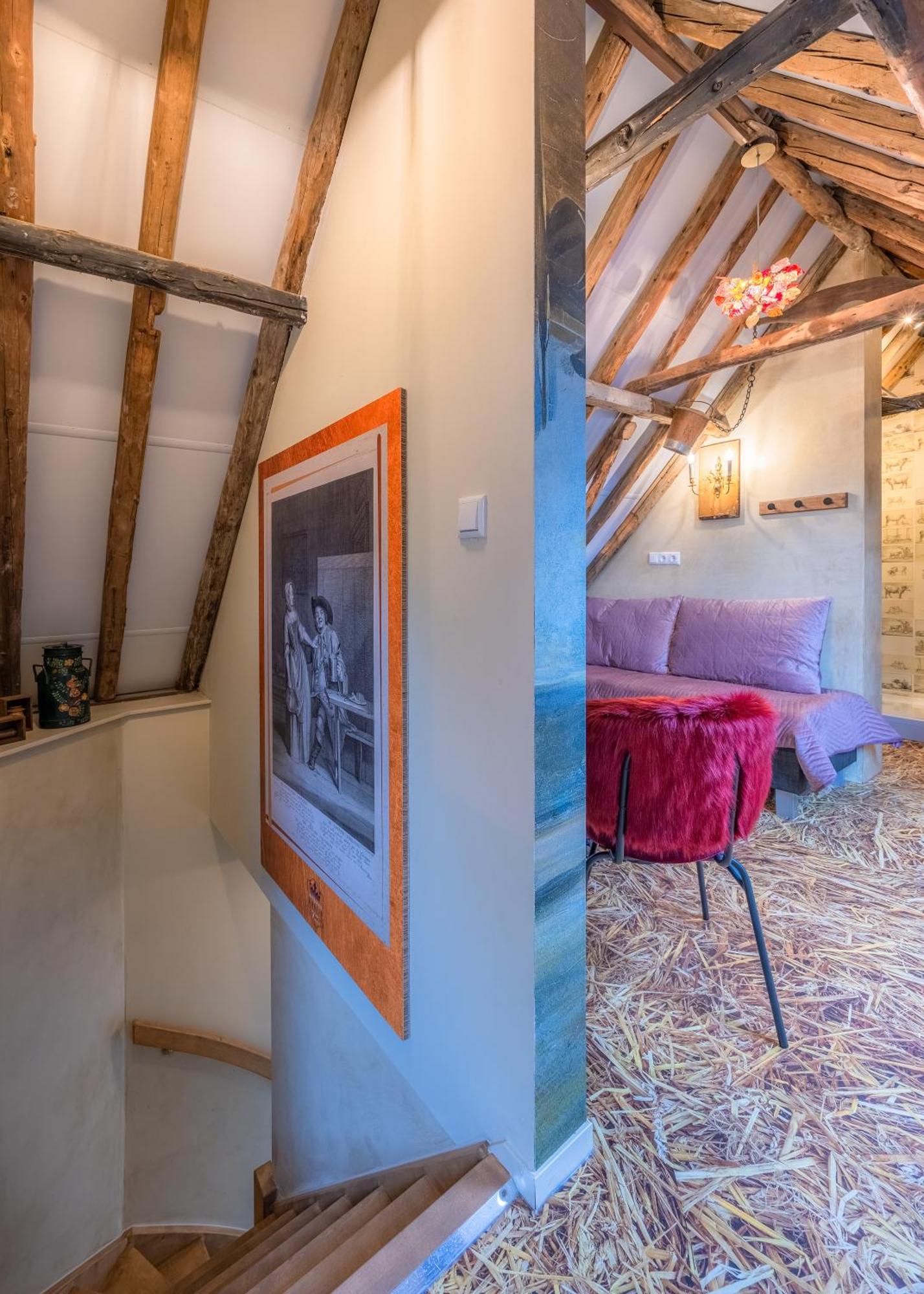 Unieke Bed En Breakfast Met Historisch Verhaal In Ferwert Ferwerd Extérieur photo